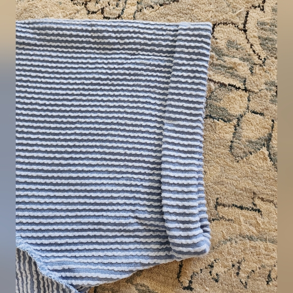 NWOT Blumin Apparel Denim colored top size small - Picture 6 of 12